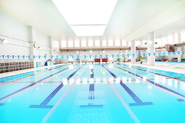 フロアガイド・施設紹介|25mプール|神戸最大のプールと週最大100本のプログラム|エス・パティオ