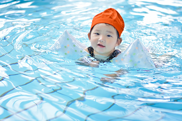 マタニティ・ベビー・親子スイミング|神戸最大のプールと週最大100本のプログラム|エス・パティオ